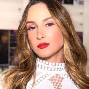 7° Claudia Leitte - Bandera